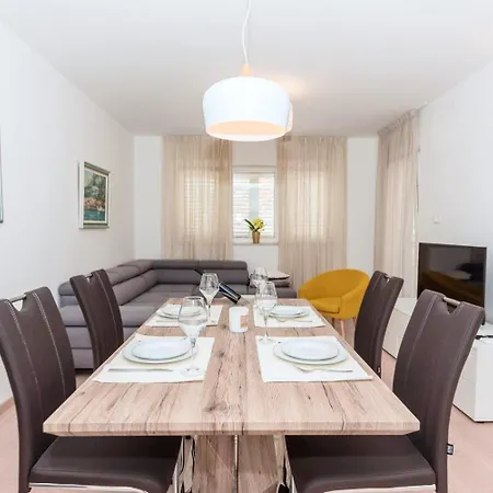 Vapore Apartamento Makarska